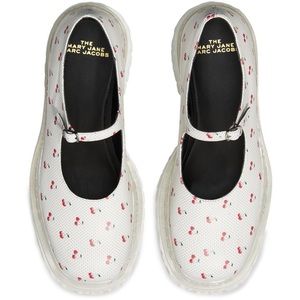 THESE BEAUTIFUL MARC JACOBS MARY JANE 🍒 🍒 SHOES